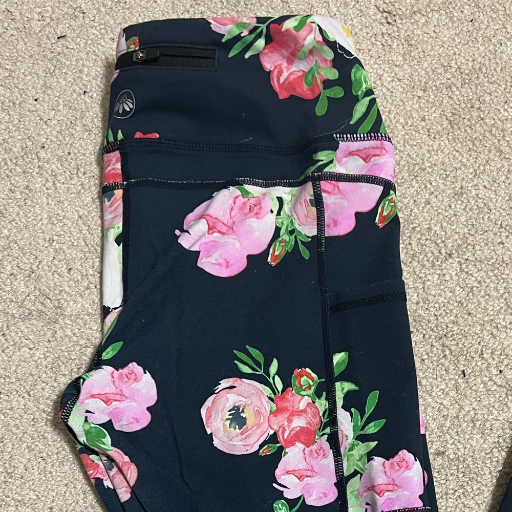 ✨SOLD✨ Blue/pink floral leggings